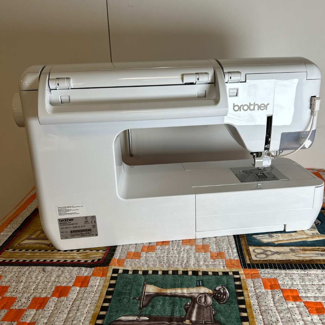 Brother V7 Sewing, Embroidery and Quilting Pre-Loved Machine.
