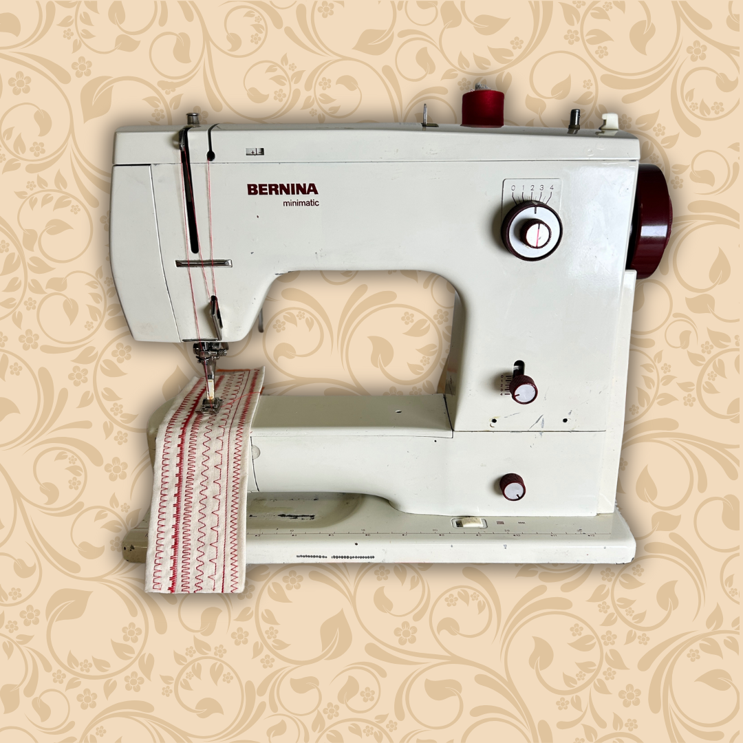 Bernina Minimatic 807 Sewing Machine