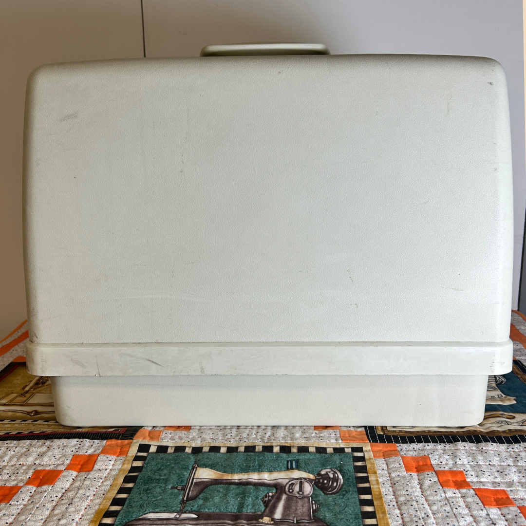 Vintage New Home 632C