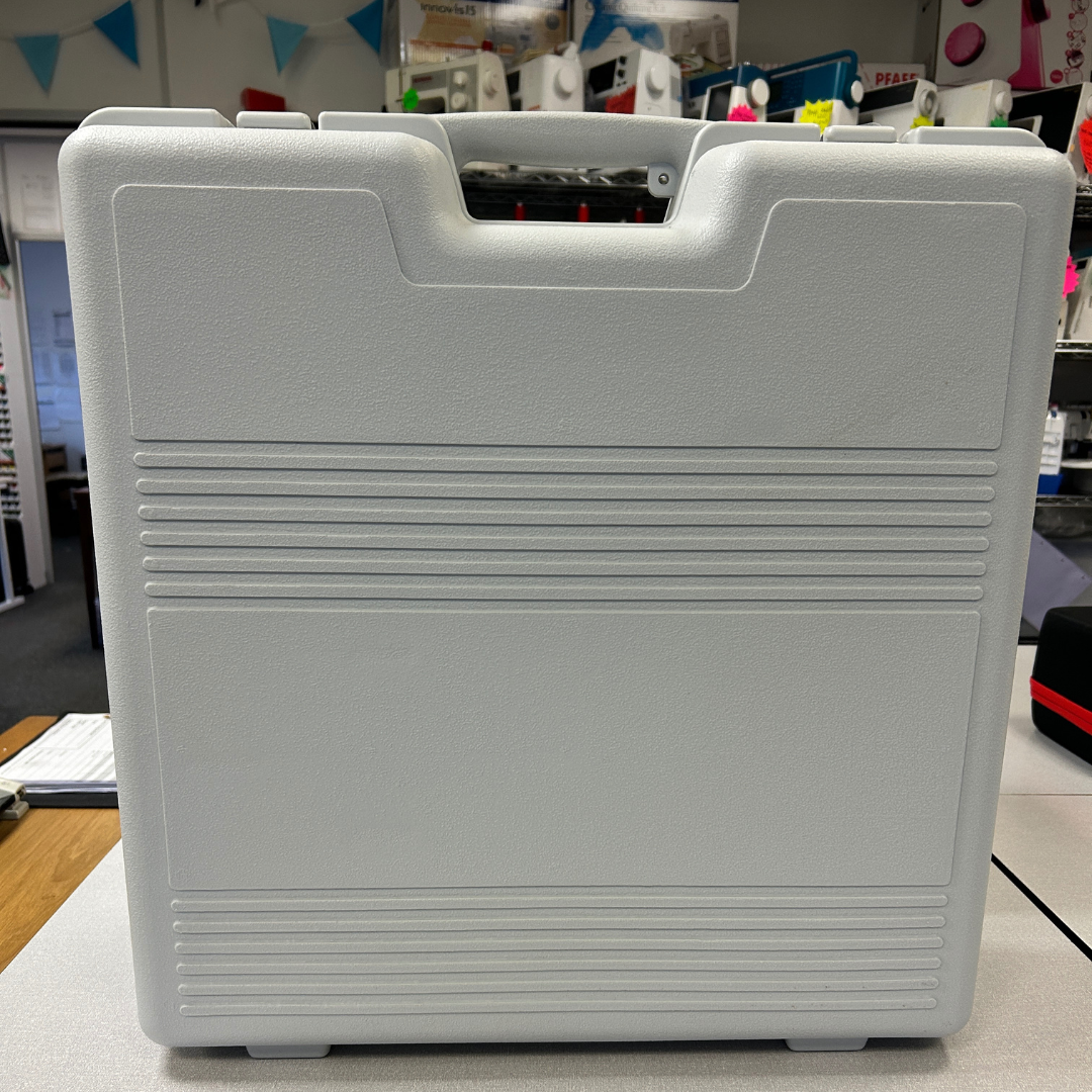 Brother Innovis 4000 Sewing and Embroidery Machine