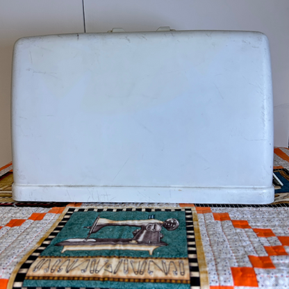 Vintage New Home 361