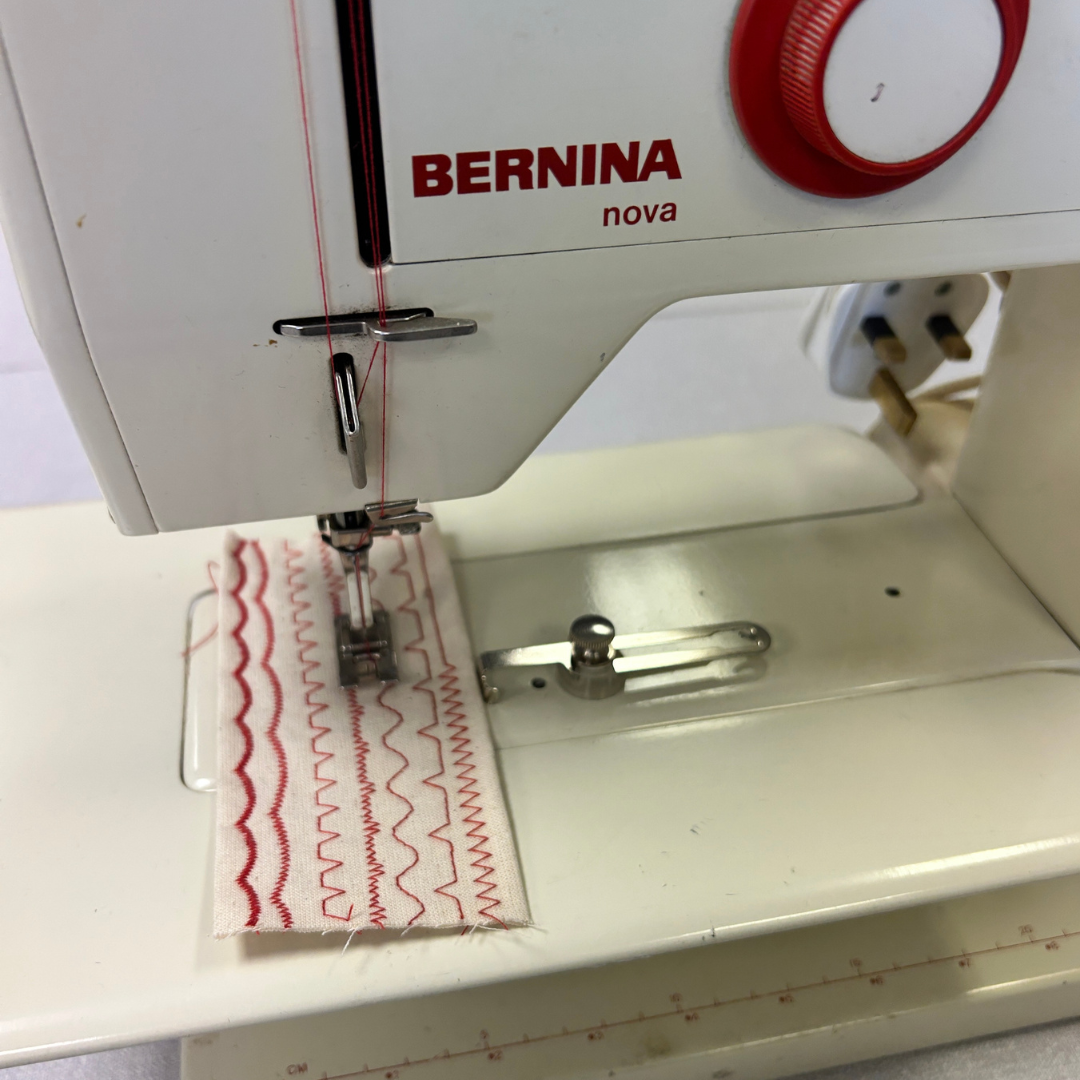Bernina Nova 900 Vintage Sewing Machine