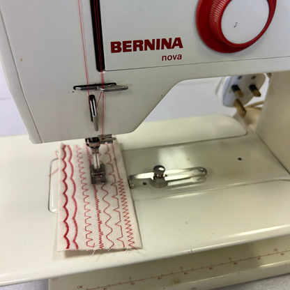 Bernina Nova 900 Vintage Sewing Machine