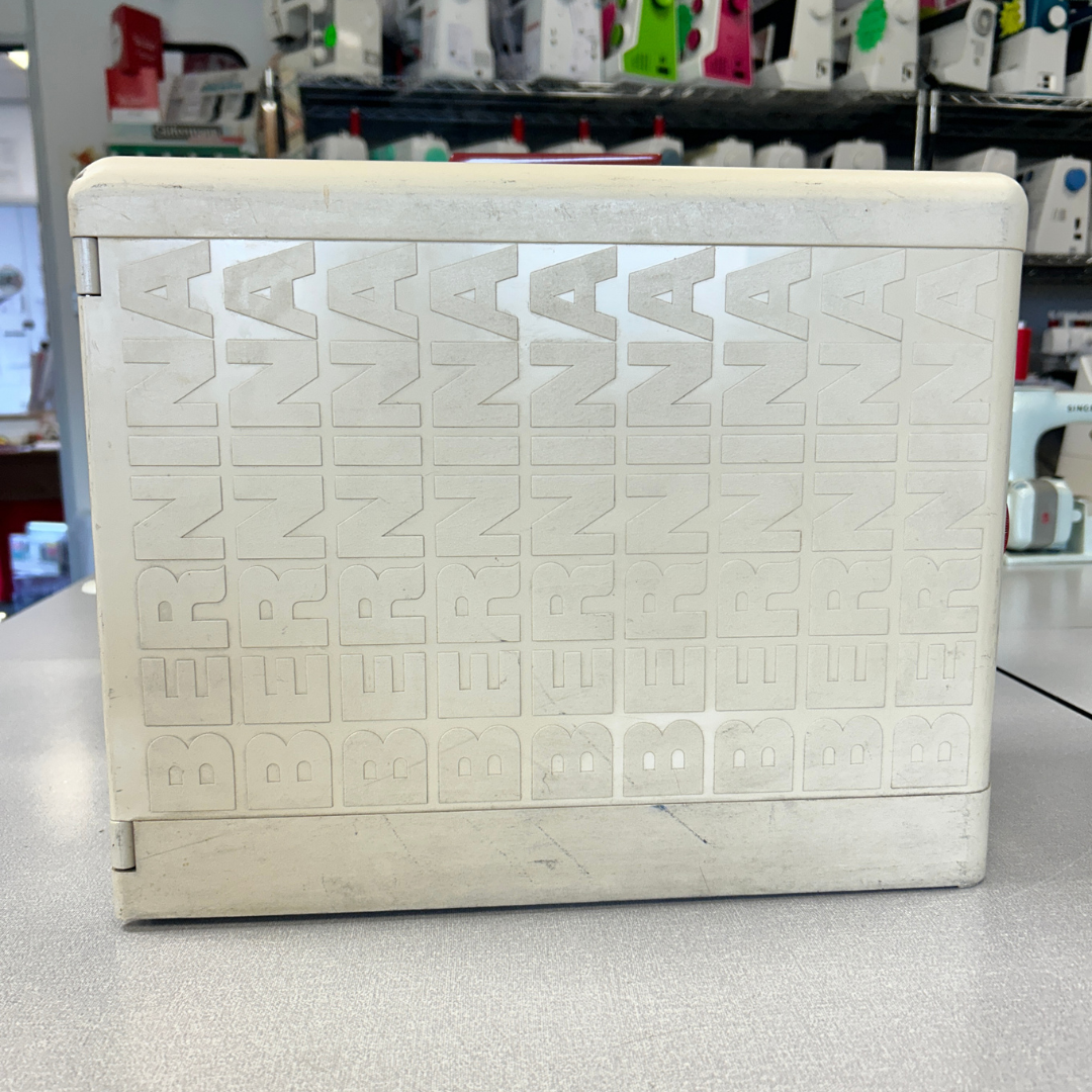 Bernina Nova 900 Vintage Sewing Machine