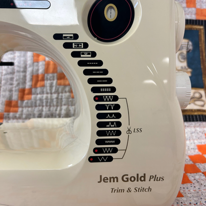 Janome Jem Gold Plus (Trim & Stitch)